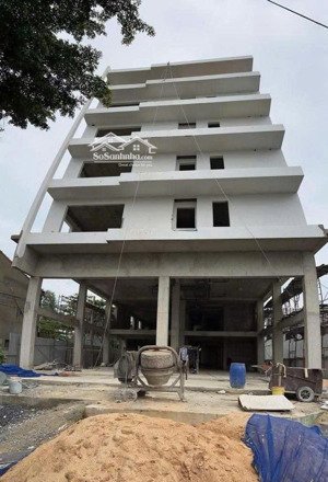 tôi cần bán gấp tòa nhà đang thi công đường dương đình hội, 16*42m, 7 tầng giá 72 tỷ. lh 