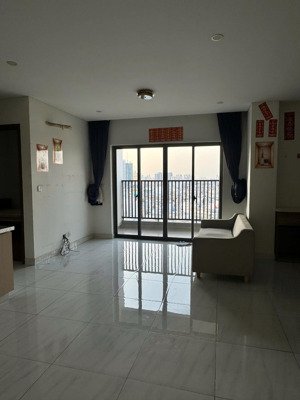 bán căn 3pn, 2wc, 103m2 chỉ với 5 tỷ