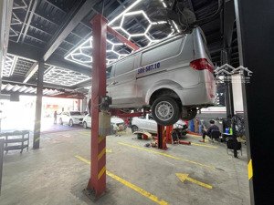 giảm gấp mt 12 x 20. 240m2.chế lan viên & trường chinh cổng vào sân bay tân sơn nhất.còn bán đầu tư