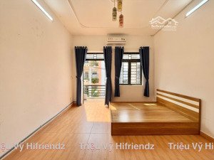 cho thuê phòng ban công gần emart phan huy ích