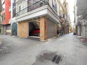 chính chủ , cần bán gấp , nhờ các ace mg giúp chủ nhà .