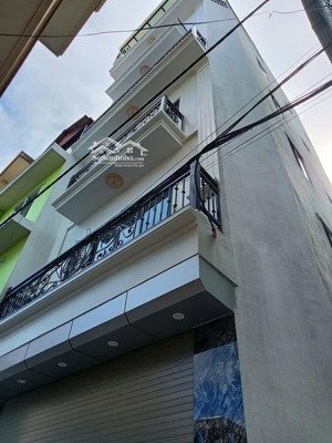 bán nhà mới 50m2 - lô góc, 6 tầng, gara, thang máy, 4 p ngủ, phúc lợi, long biên, 8.79 tỷ