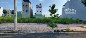 bán gấp lô đất ngộp nặng 90m2 ngay mt dt769 giá sốc 1 tỷ 750 kết nối thẳng đến sân bay long thành