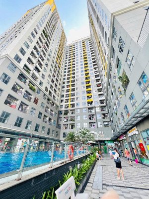 bcons green căn 52m2 2pn giá 2,05 tỷ bao thuế phí , sỗ sẵn ,sát làng đại học -phạm văn đồng nối dài