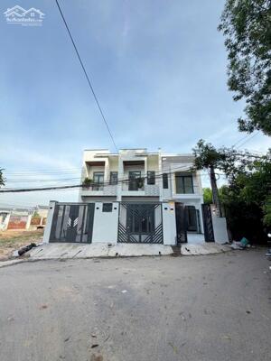 Ngộp ngân hàng cần bán hạ giá gấp 200tr. Trước bán 2tỷ250 nay hạ còn 2tỷ050