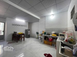 bán nhà 2 tầng (77,4 m2 ngang 4m) giá 2,3 tỷ gần chợ vĩnh hải, phường bắc nha trang