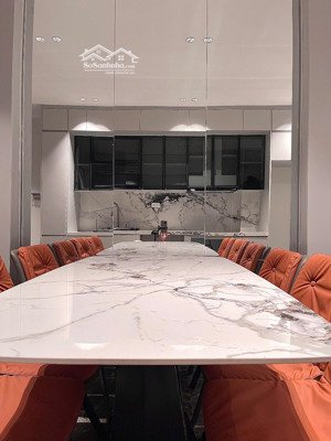 cho thuê siêu phẩm ngọc lâm 40m2 x7t, thang máy, full nội thất 25 tr/th