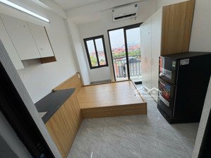 cần bán căn nhà mới tinh full nội thất 7 tầng tại trung kiên bắc từ liêm hà nội