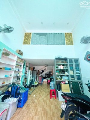 nhà mới 3 tầng 4tỷ7 46m2, thoại ngọc hầu - thạch lam