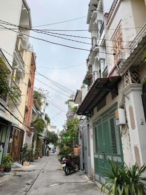 nhà hẻm 5m gần mt thoại ngọc hầu 57m2 ngang 5x11.5m giá 4.8 tỷ