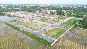 cần bán 2 lô trúng đấu giá đợt đâù giá tốt so với thị trường do nhu cầu bán gấp