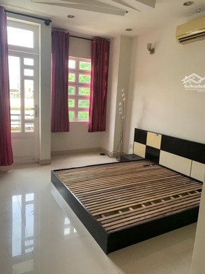 cho thuê nhà 3 tầng + st, tân quy, q 7. gần lotte mart. dt 3.6x18m, 4 pn, giá thuê: 30tr/tháng