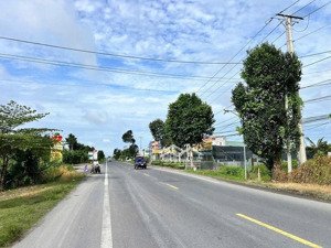 bán 2800m2 mặt tiền quốc lộ 61c, phong điền, cần thơ cách ngã 3 vàm xáng 700m lộ xe container