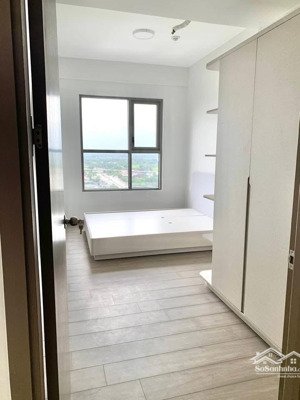 cho thuê căn 59m2; giá thuê có rèm, máy lạnh, tủ. giá chỉ 7 triệu. lh : có zalo)