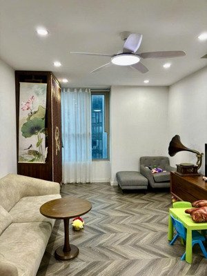 chính chủ cần tiền bán gấp căn góc tại ia20 ciputra, giá thấp hơn giá thị trường, 100.6m2 3pn