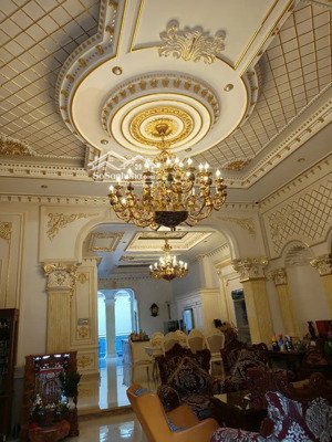 bán gấp trong tháng - bán nhà bành văn trân 324.9m² 6 tầng - 66 tỷ