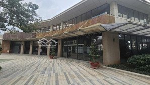 chính chủ cần bán căn shophouse duy nhất tại đảo kim cương giá chỉ 180 tỷ , diện tích lên tới 1300