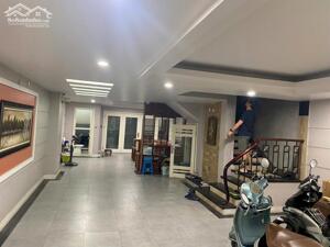 Cho thuê nhà mới đẹp 2 mặt đường phố Huy Du , Nam Từ Liêm. DT 110m x 5 tầng, mt 7m. Giá 42tr