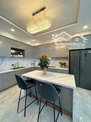 bán gấp trong tháng - bán nhà lê thị riêng 110m² - 4 tầng - 25 tỷ