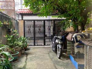 bán gấp trong tháng - bán nhà nguyễn đình chính 154m² - 3 tầng - 28 tỷ