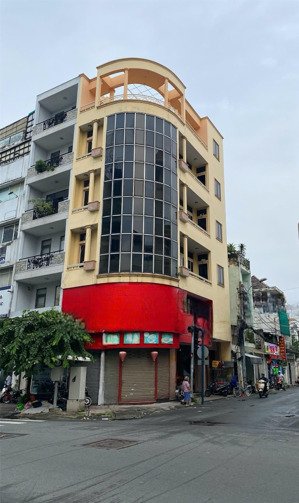 nhà vip 1 trệt 3 lầu - căn góc 2 mặt tiền ngang 5m nguyễn đình chiểu - cao thắng, khu trung tâm q3