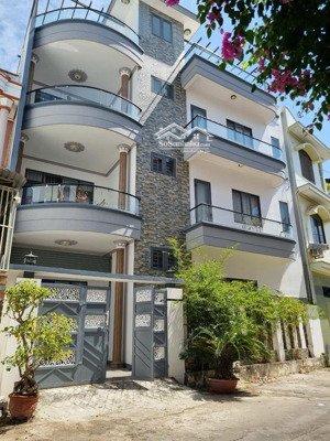 không có căn thứ 2 - bán nhà siêu đẹp 4 tầng view biển - có gara ô tô - ngang 12,85m - giá rẻ