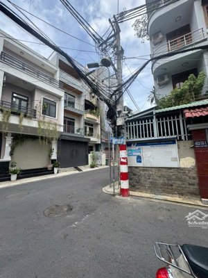 **bán nhà mặt tiền long hưng phường 7**; tân bình; 5 x 20,5m - trục cmt8