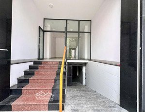 cho thuê mặt bằng đẹp 120m2 chu văn an, bình thạnh gần học viện cán bộ, có hầm xe + chỗ đậu ôtô