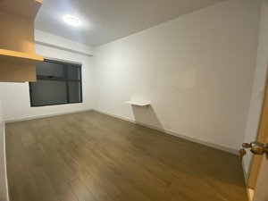 cho thuê 3 ngủ , 90m2 sử dụng , không nội thất - chung cư west bay ecopark - giá 8tr/tháng