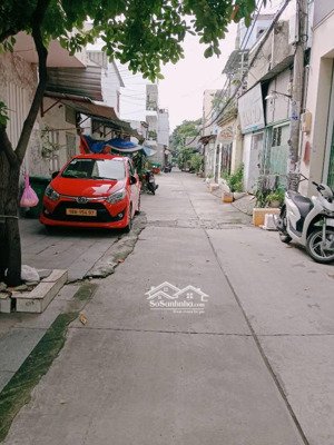 nhà 3 tầng lạc long quân xe hơi tới nhà 4x11m vuông vức khu an ninh yên tĩnh 6 tỷ nhỉnh