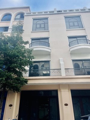 bán nhanh căn 78m hải âu hướng đông nam cực đẹp , mặt tiền 6m giá chỉ 11ty2 bao phí