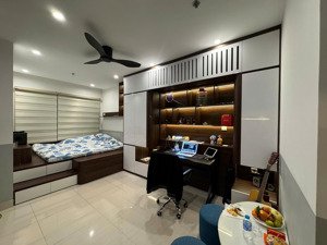chính chủ bán nhanh căn studio tòa s103 vinhomes ocean park. full nội thất xịn. sẵn sổ đỏ cầm tay.