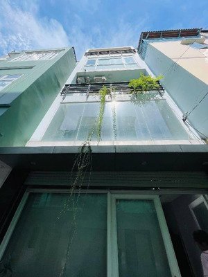 bán nhà q.3 : bà huyện thanh quang p.9 ( 6.5 tỷ tl )