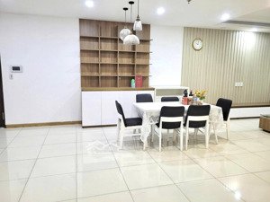 cộng hòa plaza,p12, tân bình: 84m2, 2p ngủ,nt giá 13tr/th
