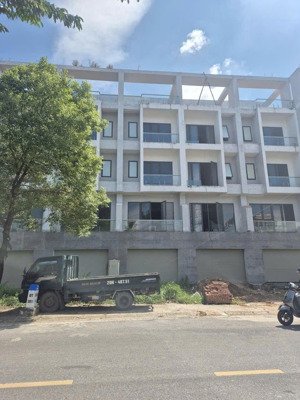 bán nhà trục chính kinh doanh mặt đường trần phú, thành phố phúc yên