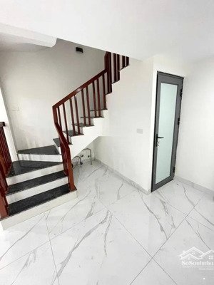 siêu phẩm phố tôn đức thắng 6 tầng - ô chờ thang máy trung tâm - ở, làm vp, cho thuê cực đẹp