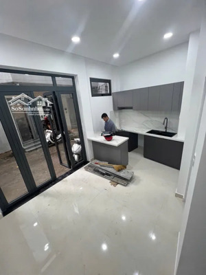 nhà đẹp hẻm xe hơi 3 tầng 2 phòng ngủ vị trí vàng