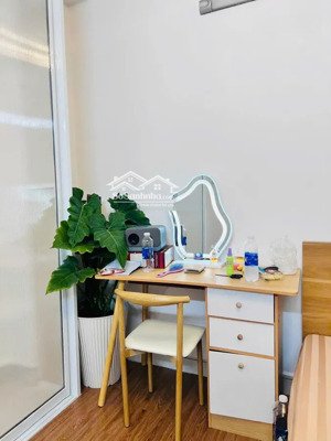 nhà đẹp khu vip 7 tầng căn hộ dịch vụ có thang máy