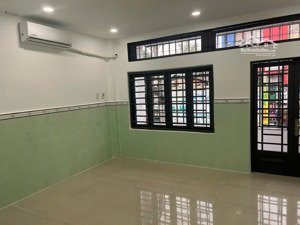 mặt tiền kinh doanh nguyên căn nguyễn văn đậu ngay trường học