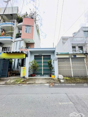 chỉ 8.5 tỷ - bán nhà hxh 8m hẻm 449 trường chinh thông ba vân - dt 73m2 4x18m - cấp 4