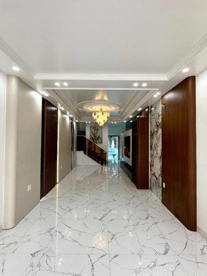 bn.lhp.lk. bán nhà lô 15 lê hồng phong