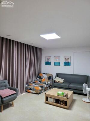 Chốt nhanh! Căn duy nhất 3 ngủ rộng 110m2 tại C7 bán giá cực tốt [Vinhomes D''capitale]