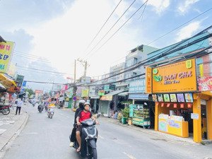 nhà 1 sẹc tây hòa -xe hơi ngủ trong nhà 60m2-chỉ 6.5 tỷ -trung tâm phước long a