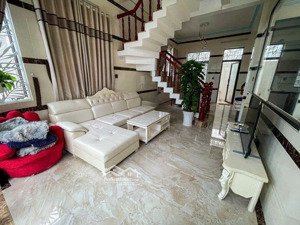 cho thuê nhà:
biệt thự 1 lầu rộng đẹp - góc 2 mặt tiền kdc nam long __ --- giá chốt: 15 triệu
--