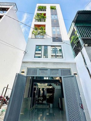 còn đúng 1 căn duy nhất trong 13 căn phố tây đường 8m