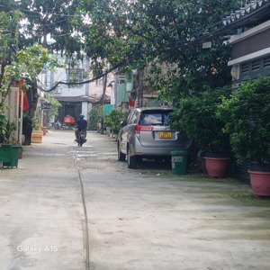 6 tỷ 700 thương lượng, nhà 2 tầng, đường 6 mét thông, diện tích : ngan 4 mét - dài 17 mét.