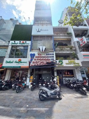 cần tiền, chủ cần bán nhà mặt tiền đường nguyễn thái học p. cầu ông lãnh quận 1. dt 4,1x16,2m 56tỷ