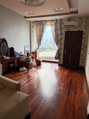 bán nhà bình tân, ngay mã lò, tỉnh lộ 10, cáchaeon mall tên lửa 2 phút, 72m2, 4 tầng, nhỉnh 7tỷ.