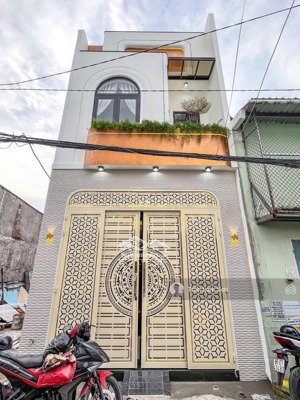 bán nhà quận 7 lâm văn bền 48m2 nhà 2 tầng 3 phòng ngủ ngang 4m dài 12m chỉ 6 tỷ nhỉnh