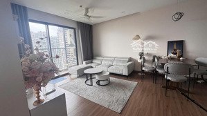 cho thuê 3 ngủ 2 vệ sinh , ban công đông nam - chung cư sky oasis ecopark - đủ đồ